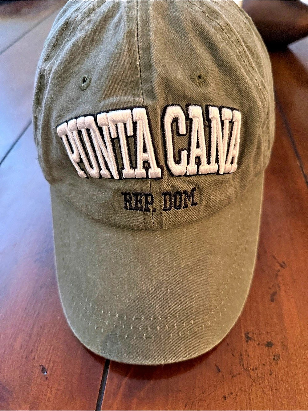 Romp 'n' Roll Rep. Dom. Cap in Green
